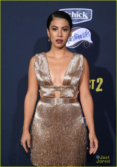 Mollee Gray Supports Chrissie Fit At Pitch Perfect Premiere Photo Photo Gallery