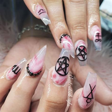 51 Trendy Witch Nail Art Designs For Halloween Page 46 Tiger Feng