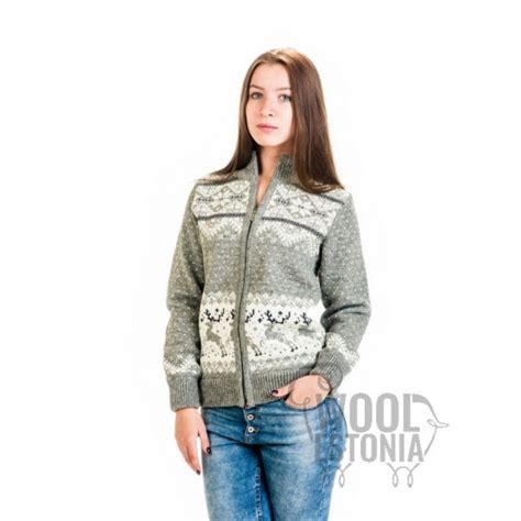 Женский свитер на молнии с оленем - WoolEstonia
