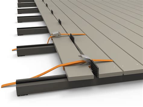 How can crooked decking boards be installed straight? - Betterwood