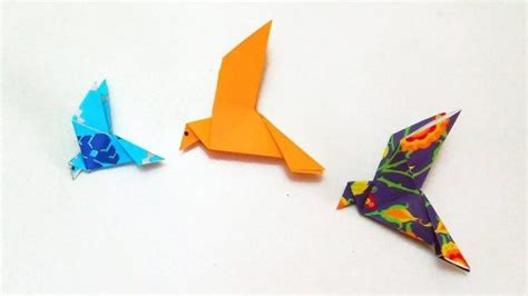Download lagu suara burung prit gantil mp3 dan mp4 video dengan kualitas terbaik. Mudah Dibuat, Ini 7 Hiasan Dinding Dari Origami untuk Ramaikan Rumahmu