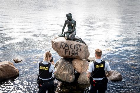 ‚racist Fish‘ Little Mermaid Statue Vandalised In Copenhagen