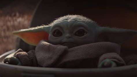 A cute Baby Yoda from The Mandalorian is taking over the internet ...