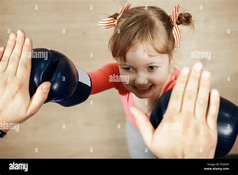 Little Girl Boxing High Resolution Stock Photography And Images Alamy