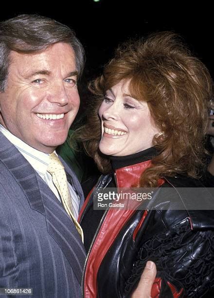 Robert Wagner And Jill St John Photos And Premium High Res Pictures