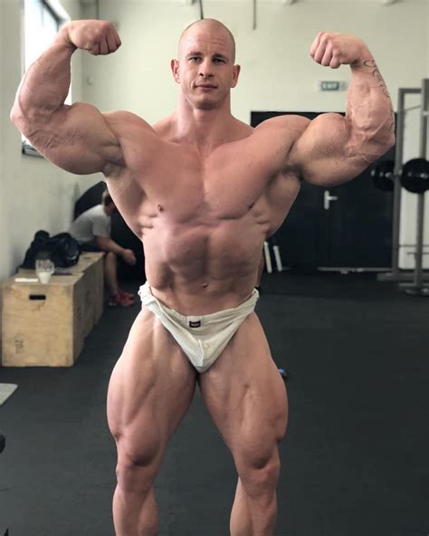 Muscle Lover Slovakian Huge Bodybuilder Michal Krizanek