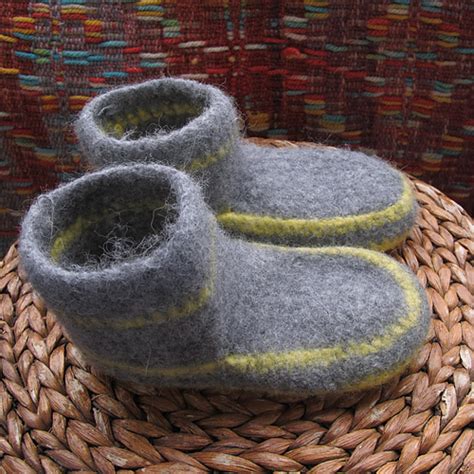 Ravelry The Felted Moccasin Slipper Pattern By Lydia Hamilton Moss