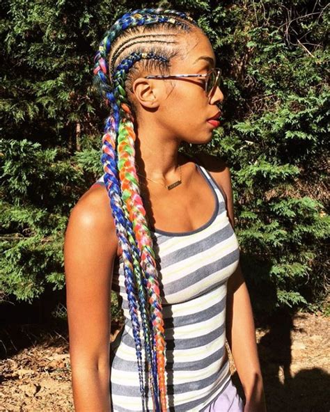 This hairstyle can be braided using an attachment or wool. 20 Totally Gorgeous Ghana Braids for an Intricate Hairdo | Yarn braids, African braids and Ghana ...