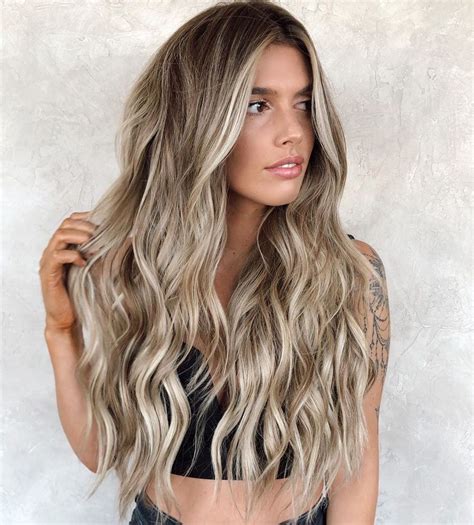 Dyed Blonde Hair Blonde Hair Looks Brown Hair Balayage Brown Blonde Hair Hair Color Balayage