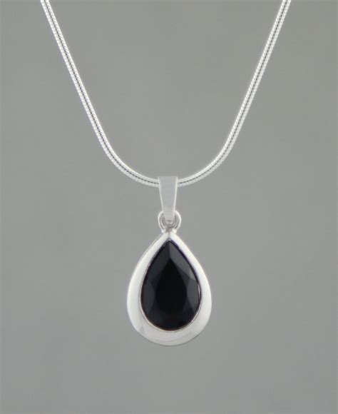 Black Onyx And Sterling Silver Teardrop Pendant Onyx Jewelry Silver