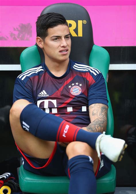 Qnd Vejo Dois Contatinhos No Mesmo Lugar James Rodriguez Colombia James Rodrigues Soccer Guys