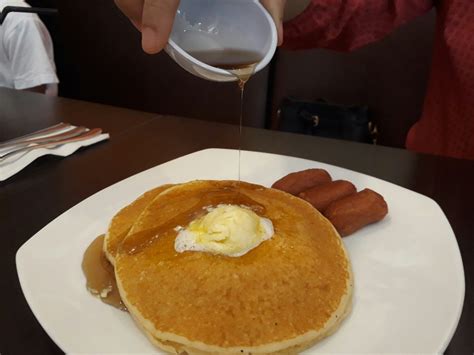 Immense celebrations, enjoyment, and festivity have always been correlated with birthday, anniversary or any other special celebration. Pin by Malaysia Delicious100 on Pancake House ...