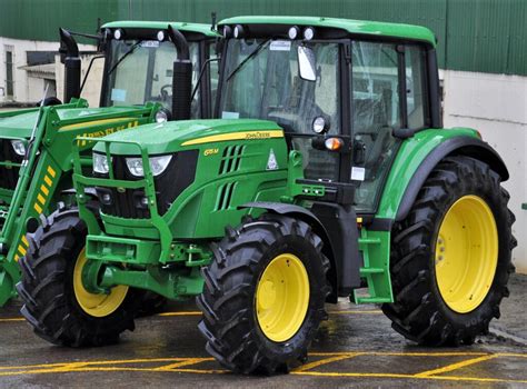 28 Of All New Tractors Sold In The Uk Are John Deeres Agrilandie