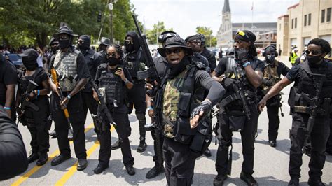 Armed Militias Protest In Louisville — Photos