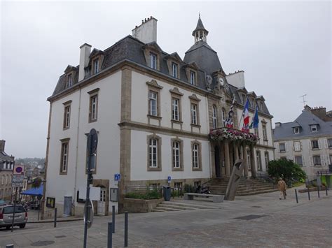 Wohnung zu vermieten in lannion, frankreich. Lannion, Rathaus am Place General Leclerc (14.07.2015 ...