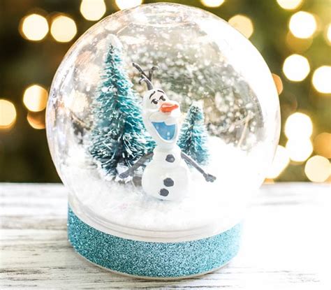 15 Cute Diy Christmas Snow Globes