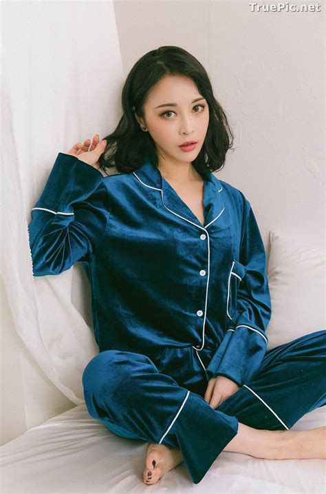 Ryu Hyeonju Korean Fashion Model Pijama And Lingerie Set Truepic