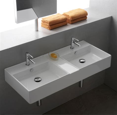 Check spelling or type a new query. 301 Moved Permanently