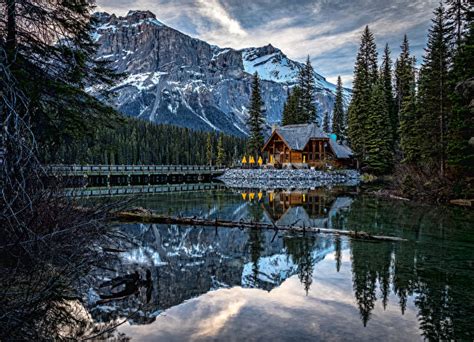 Fondos De Pantalla 600x434 Canadá Parque Lago Casa Montañas Emerald