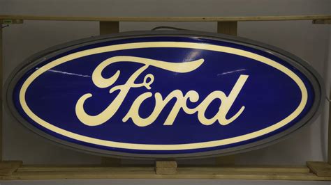 Ford Lighted Dealership Sign Ssl 52x22x7 B90 Indy 2016