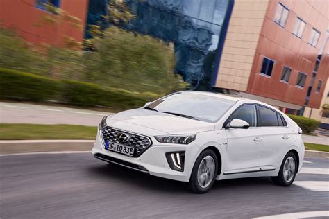 Build your exact hyundai and know the real price before you buy or lease. HYUNDAI Ioniq specs & photos - 2019, 2020, 2021 ...