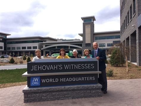 Pin On Bethel Warwick World Headquarters Of Jehovahs Witnesses