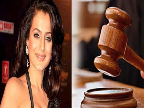 bollywood actress ameesha patel got in big trouble know why suddenly she surrender in court
