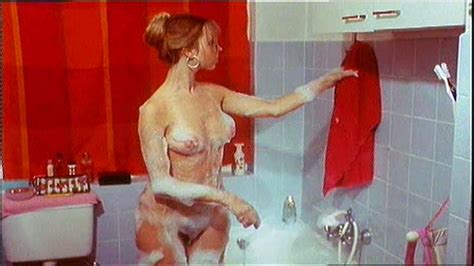 Naked Evelyne Traeger In The Young Seducers
