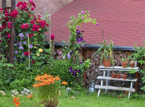 Garden design ideas & tips for your patio, indoor, outdoor 35 Wonderful Ideas How To Organize A Pretty Small Garden Space