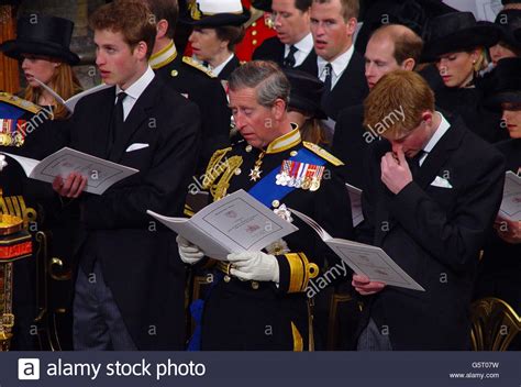 Her close family call her lilibet, or bet, or mummy or granny or her great grandchildren gangan. Queen Mother Funeral / British Royal family Stock Photo ...