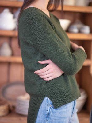 Free Knitting Pattern For A Women S Classic V Neck Sweater Knitting Bee