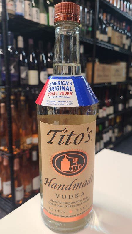 Titos Vodka 750ml Divino