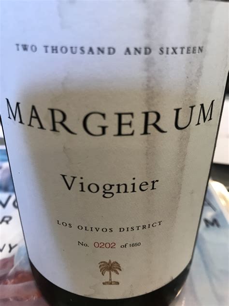 Viognier Sipping Fine Wine