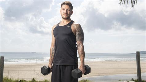 Chris hemsworth's fit lifestyle away from hollywood. Chris Hemsworth: How personal trainer turned him into Thor ...