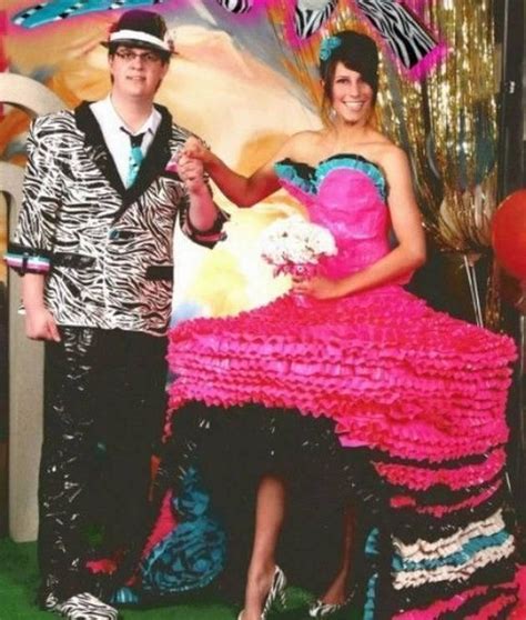 28 Real Life Prom Dress Fails Wtf Gallery Ebaums World