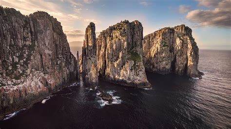 Sea Cliffs Tasman National Park Tasmania