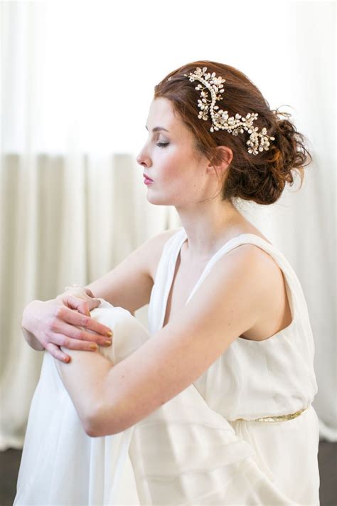 Check out our wedding hair comb selection for the very best in unique or custom, handmade pieces from our decorative combs shops. Wedding Hair Accessories | Bridal Headpieces | London Shop ...