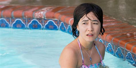 Pen15s Maya Erskine Joins Donald Glovers Mr And Mrs Smith Series