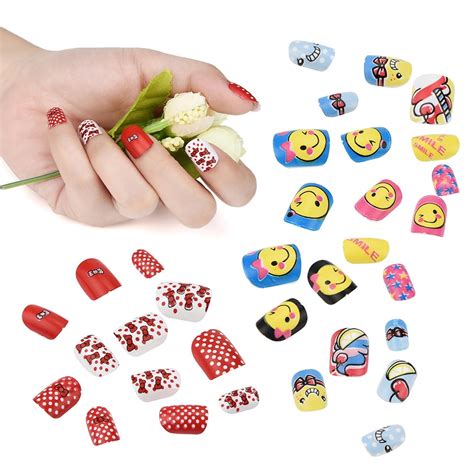 24pcs Kids Press On False Nails Cartoon Pattern Full Nail Pre Glue For