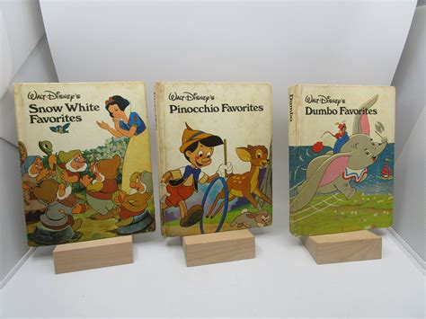 Walt Disneys Dumbo Favorites Pinocchio Favorites And Snow White