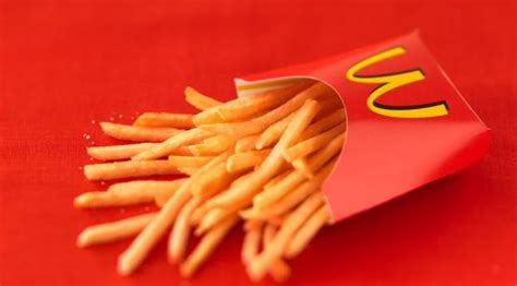 Mcdonalds French Fries Food Wallpaper Hd Brands 4k Wallpapers
