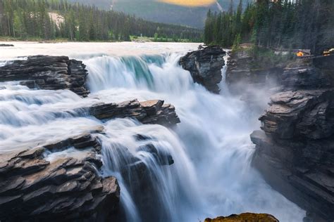 How To Visit Athabasca Falls In Jasper Seeing The Elephant