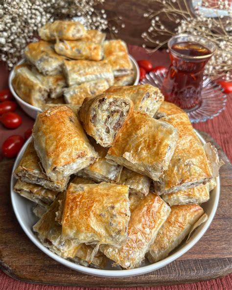 Baklavalık Yufkadan Kıymalı Çıtır Börek Nefis Lezzetlerim