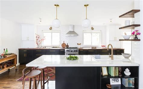 These Kitchen Peninsulas Are Gorgeous And Functional