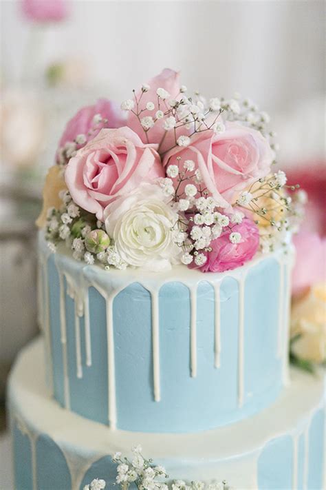 Order now to get best discounts on fresh cake, gifts and flowers with same day delivery, midnight delivery, fixed time delivery options. Romantic Cake Flowers - The White Orchid Floral Design