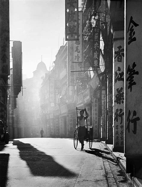 25 Photos Du Cœur Dhong Kong Des Années 50 Vu Par Fan Ho