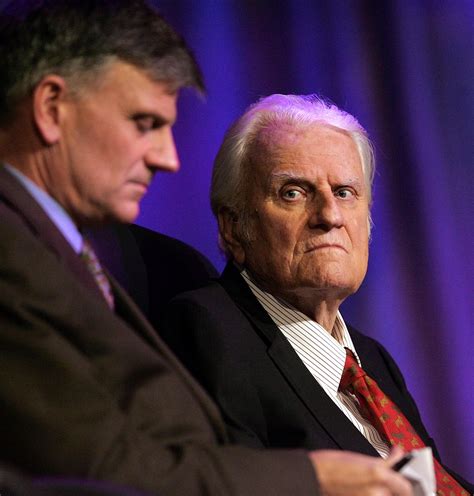 Rev Billy Graham Evangelist With Global Reach Dies At 99