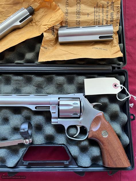 Dan Wesson Model 744v Revolver 44 Magnum Stainless Pistol Pak 3 Barrels