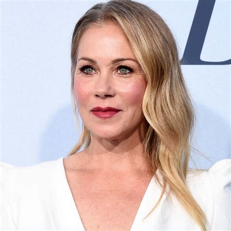 Christina Applegate Shares Her First Reaction To Ms Diagnosis Recalls