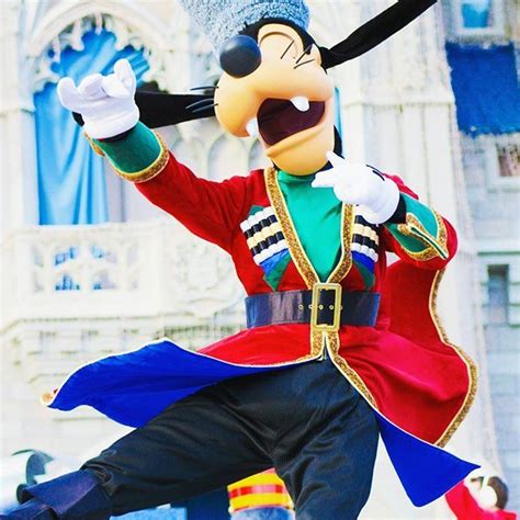 Sawyer Disney Magic Goofy Minnie Mouse Disney Characters Fictional